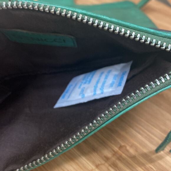 Genicci green distressed leather wallet - Picture 3 of 6